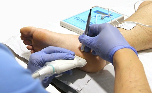Epte echogeleide percutane therapeutische elektrolyse